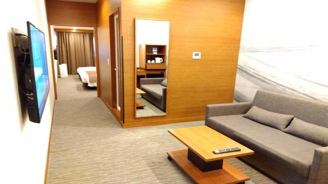 Odysis Suites Osaka Airport Hotel Izumisano Dış mekan fotoğraf